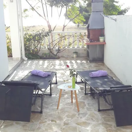 Apartment Josip *