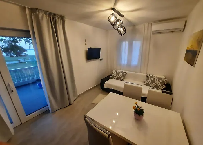 Josip Apartment Nin