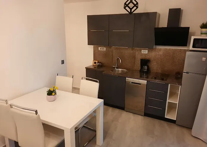 Apartment Josip Nin